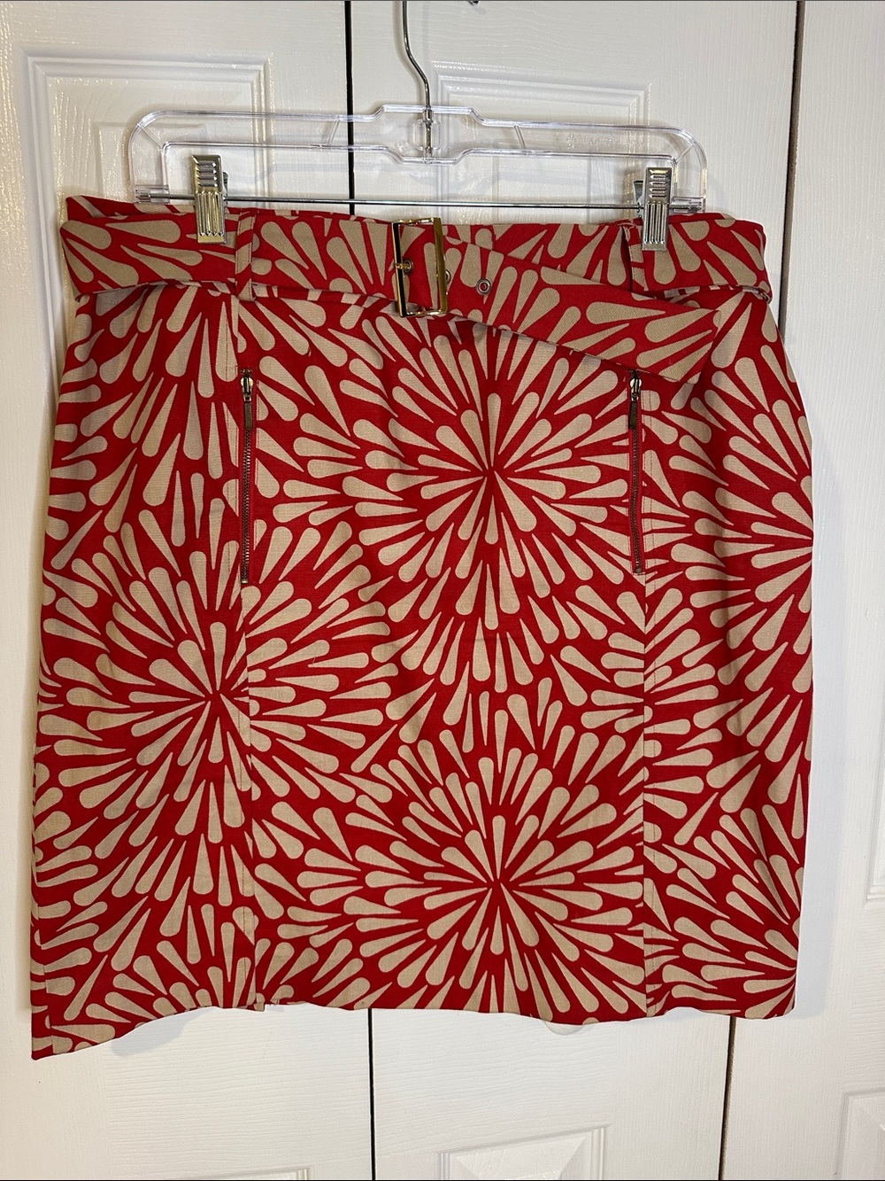 Talbots Red and Cream Floral Burst Mini Skirt | 14